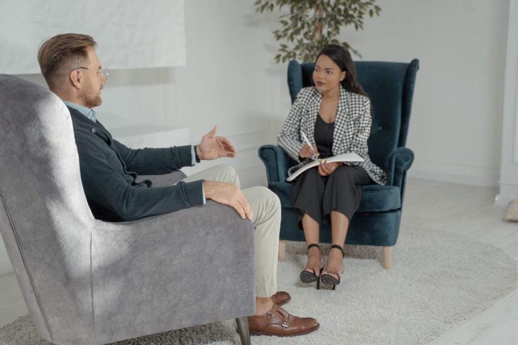 Interview Posture: How to sit for an interview?